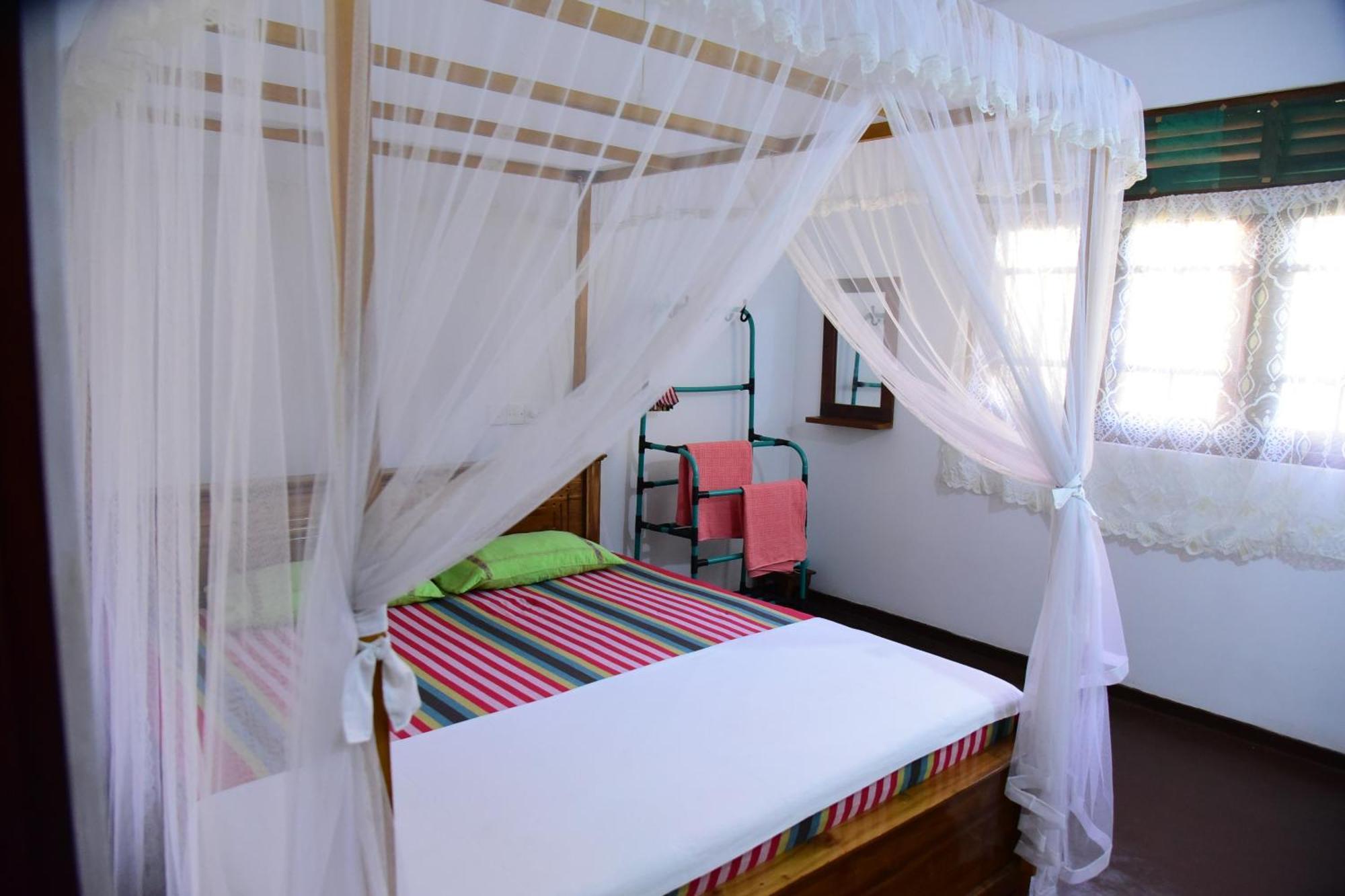 Sun Ground Villa ฮิกคาดูวา ภายนอก รูปภาพ