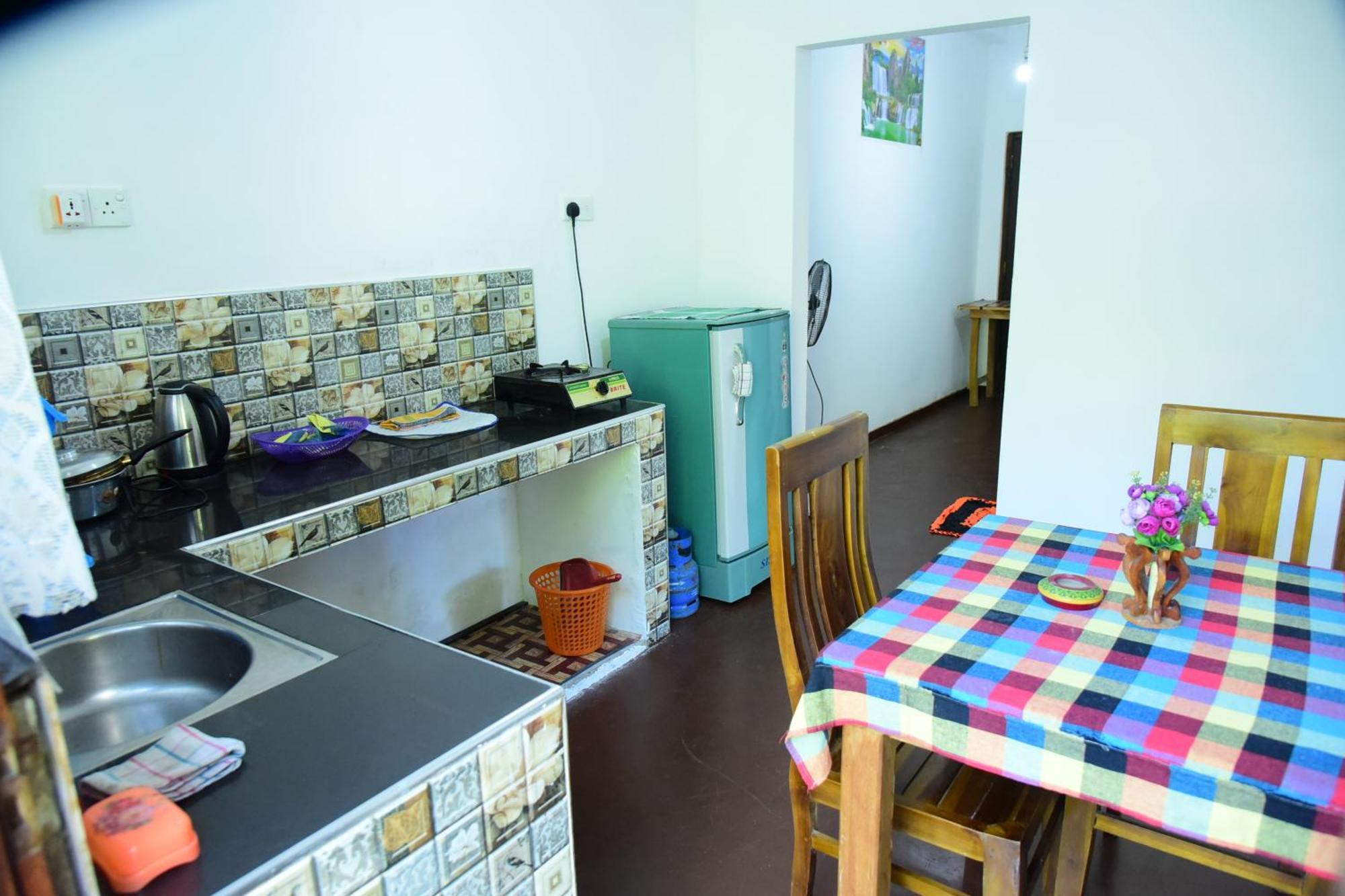 Sun Ground Villa ฮิกคาดูวา ภายนอก รูปภาพ